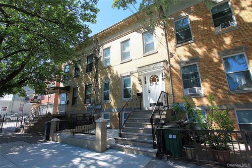 66-32 74th St, Middle Village, NY, 11379-2230 | Card Image
