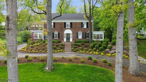 283 Wyoming Ave, Maplewood, NJ, 07040-2001 | Card Image