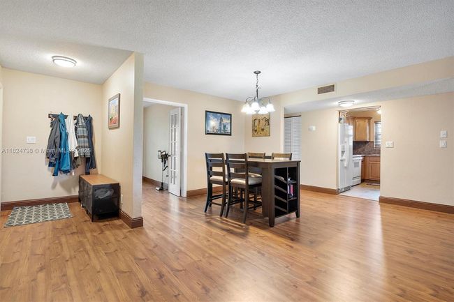 APT-4 - 3660 Citrus Trce, Condo with 2 bedrooms, 2 bathrooms and null parking in Davie FL | Image 11