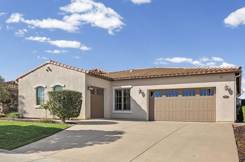 860 Vista Del Rio, Nipomo, CA, 93444-9380 | Card Image