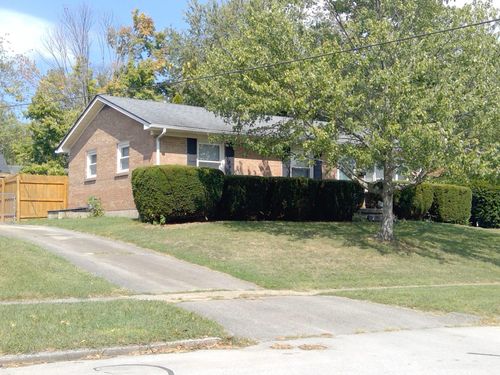3561 Galahad Dr, Lexington, KY, 40517-1436 | Card Image