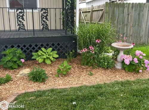 2628 Avenue H, Fort Madison, IA, 52627-3909 | Card Image