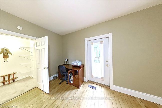 75551 Bluewater Highway, Home with 4 bedrooms, 1 bathrooms and 10 parking in Huron ON | Image 8
