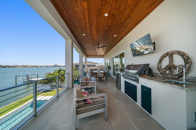 6976 S Shore Dr S, House other with 4 bedrooms, 4 bathrooms and null parking in SOUTH PASADENA FL | Image 47