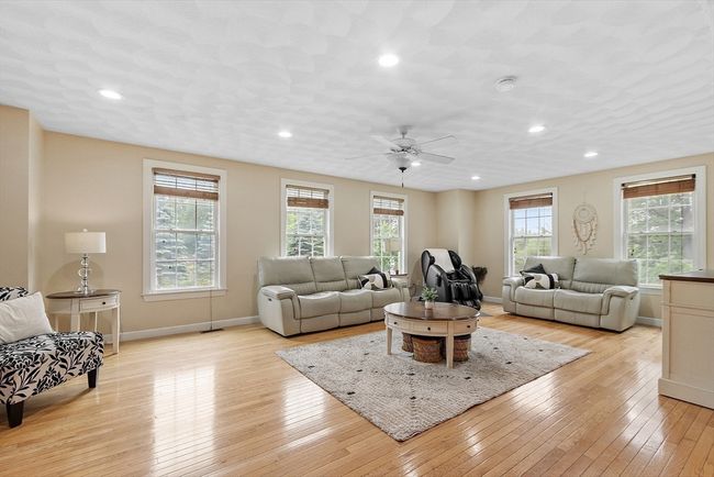 40 Powers Rd, House other with 4 bedrooms, 3 bathrooms and 4 parking in Westford MA | Image 9