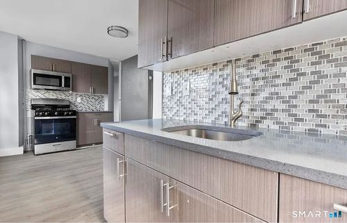 3-748 Maple St, Bridgeport, CT, 06608-2061 | Card Image