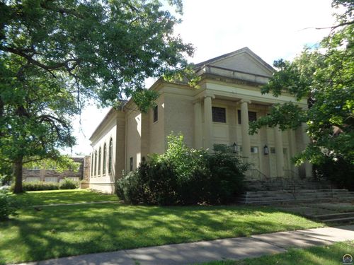 1239 Sw Western Ave, Topeka, KS, 66604-1136 | Card Image