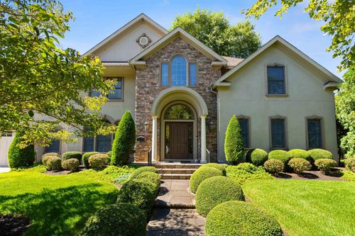 1201 Woodlynne Blvd, Linwood, NJ, 08221-2436 | Card Image