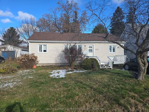 {{alt}} | Card Image