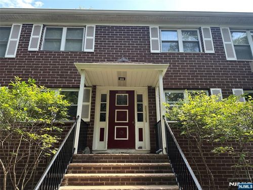 100 Pierson Miller, Pompton Lakes, NJ, 07442 | Card Image