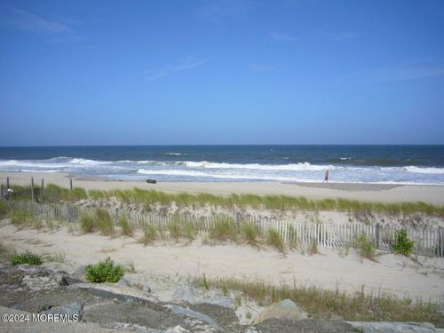 12-1187 Ocean Ave, Sea Bright, NJ, 07760-2262 | Card Image