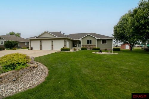 454 Valley View Dr, Courtland, MN, 56021-9728 | Card Image
