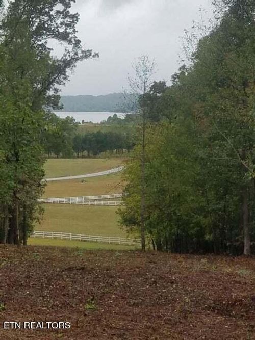 369 Walking Horse Trl, Rockwood, TN, 37854-4531 | Card Image