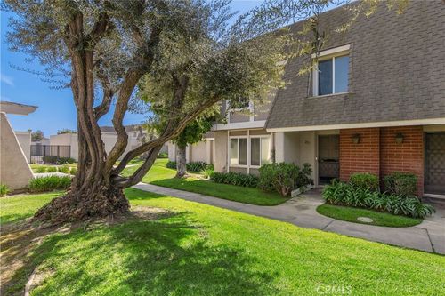 2157 W Essex Cir, Anaheim, CA, 92804-4311 | Card Image