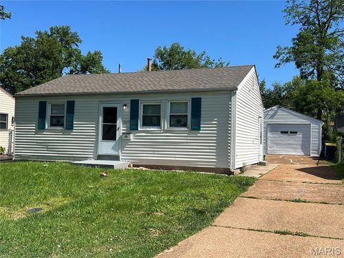 9129 Kathlyn Dr, Saint Louis, MO, 63134-3555 | Card Image