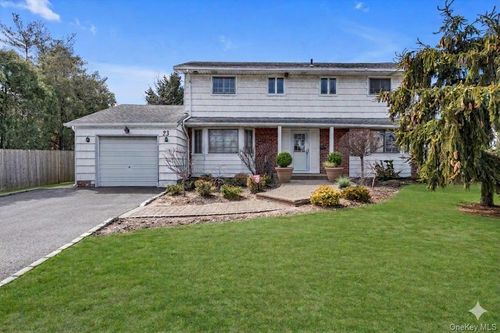 23 Madison Ave, Jericho, NY, 11753-1443 | Card Image