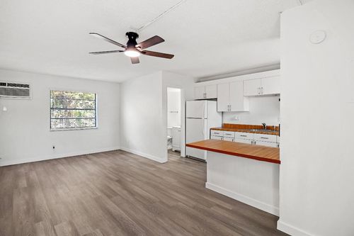 2-4-1041 Se Monterey Rd, Stuart, FL, 34994-4548 | Card Image