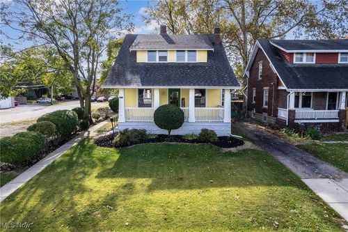 1021 W 4th St, Lorain, OH, 44052-1405 | Card Image