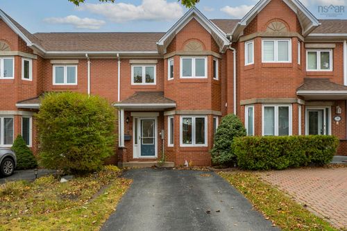 34 Trailwood Pl, Halifax, NS, B3M3Y1 | Card Image