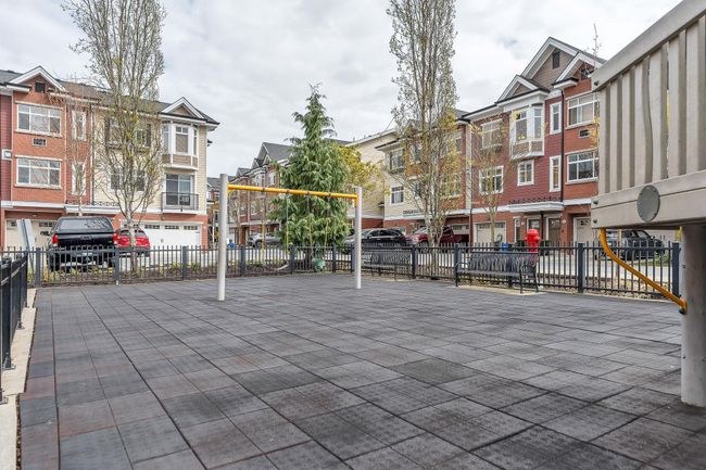 8 - 8068 207 Street, Townhouse with 3 bedrooms, 3 bathrooms and 3 parking in Langley BC | Image 38