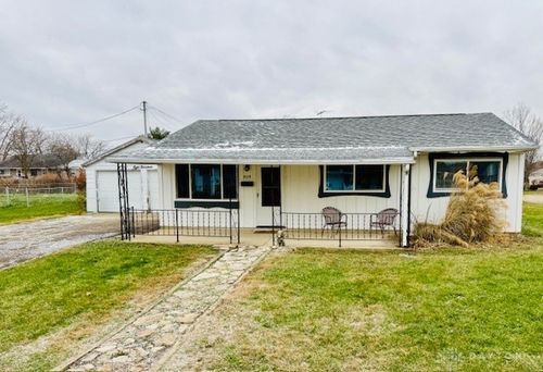 819 Hedwick St, New Carlisle, OH, 45344-2620 | Card Image