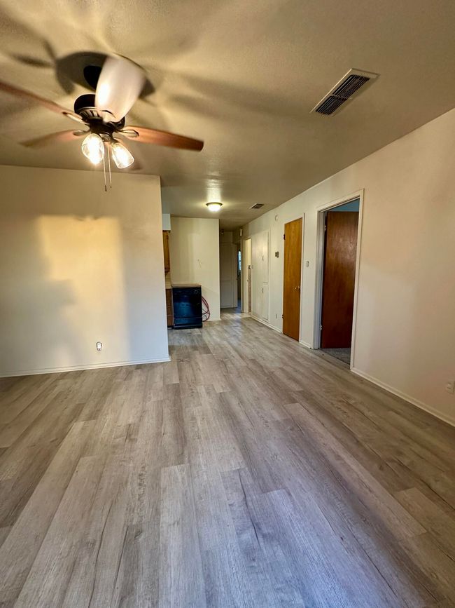 740 S 11 Th St, House other with 4 bedrooms, 2 bathrooms and null parking in Slaton TX | Image 4