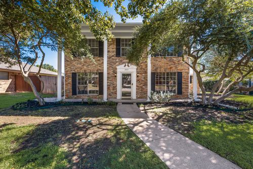 2404 Heather Hill Ln, Plano, TX, 75075-2945 | Card Image