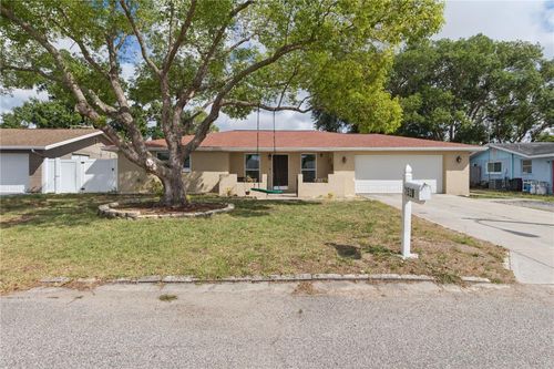 7528 Scottie Dr, PORT RICHEY, FL, 34668-3261 | Card Image