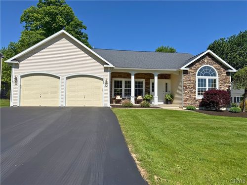 3295 Oak Brook Rd, Lysander, NY, 13027-3612 | Card Image