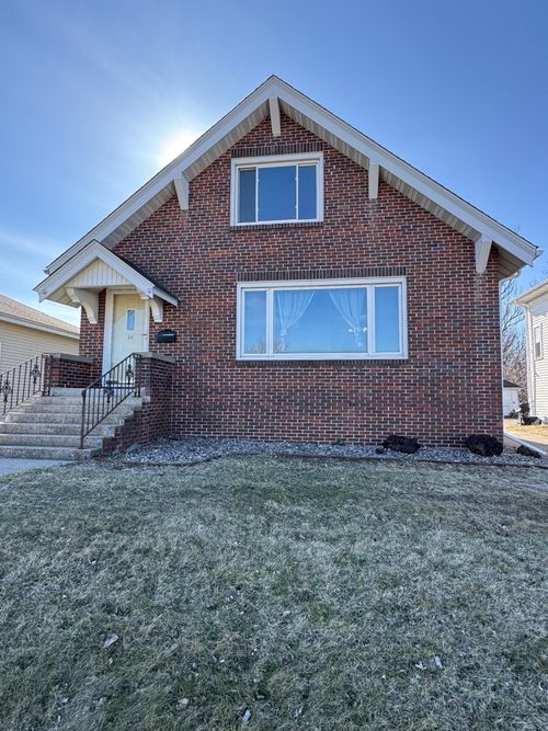 20 2nd Ave Sw, Wells, MN, 56097-1918 | Card Image