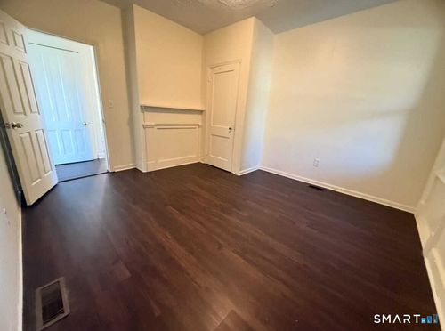 26 Clarence St, Bridgeport, CT, 06608-2224 | Card Image