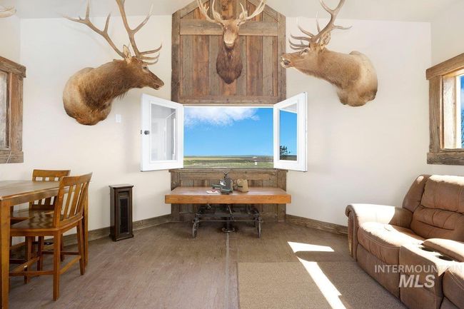 2040 E 2200 N, House other with 9 bedrooms, 6 bathrooms and 2 parking in Twin Falls ID | Image 35