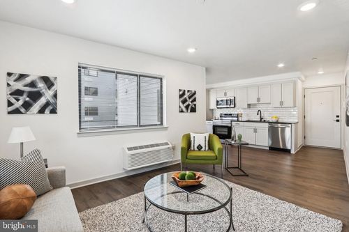 416-6808 Ridge Ave, PHILADELPHIA, PA, 19128-2543 | Card Image