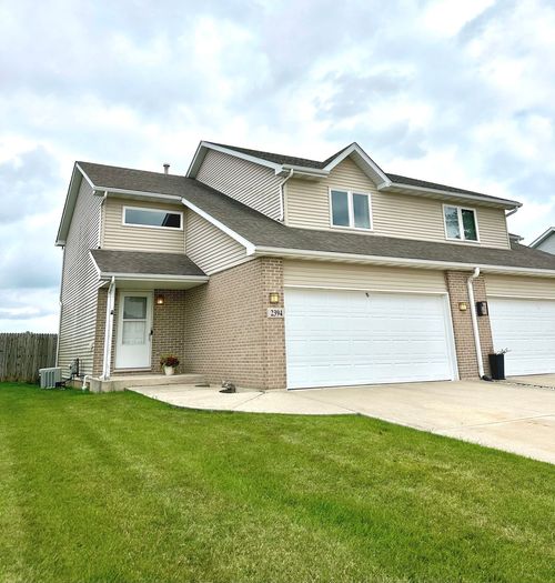 2394 Caton Crest Dr, Crest Hill, IL, 60403-0662 | Card Image
