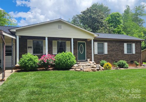 203 Shuping St, Morganton, NC, 28655-4026 | Card Image