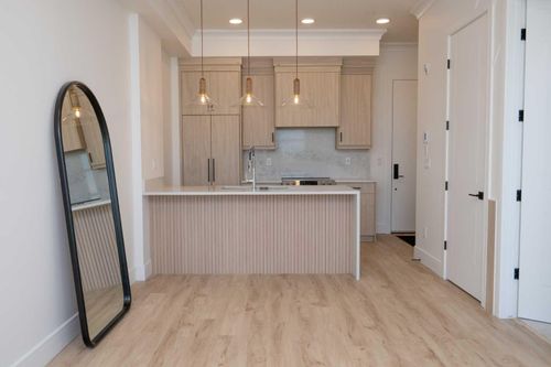 606-370 Dieppe Drive Sw, Calgary, AB, T3E2L4 | Card Image