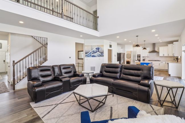 1342 Highpoint Ct, House other with 5 bedrooms, 5 bathrooms and 2 parking in Bartlett IL | Image 11