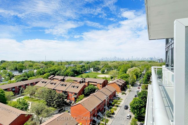 1012 - 286 Main St, Condo with 2 bedrooms, 2 bathrooms and null parking in Toronto ON | Image 31