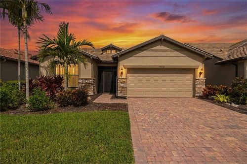 19731 Quisto St, VENICE, FL, 34293-7326 | Card Image