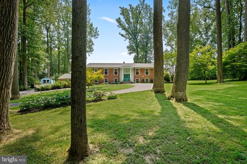 4 Country Club Ln, Phoenix, MD, 21131-1836 | Card Image
