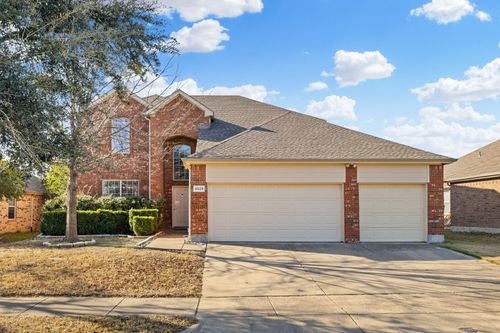 4029 Bridge Water Rd, Heartland, TX, 75126-8268 | Card Image