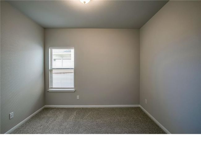 Unfurnished room with carpet and baseboards | Image 21