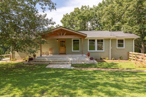 929 Davidson Dr, Nashville, TN, 37205-1003 | Card Image