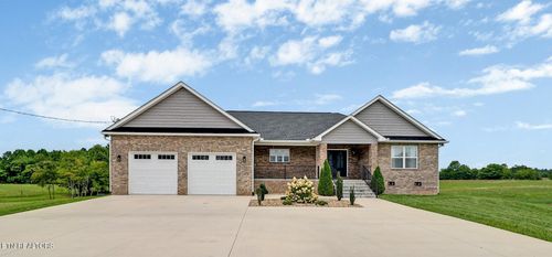 322 Randolph Rd, Crossville, TN, 38571-3960 | Card Image