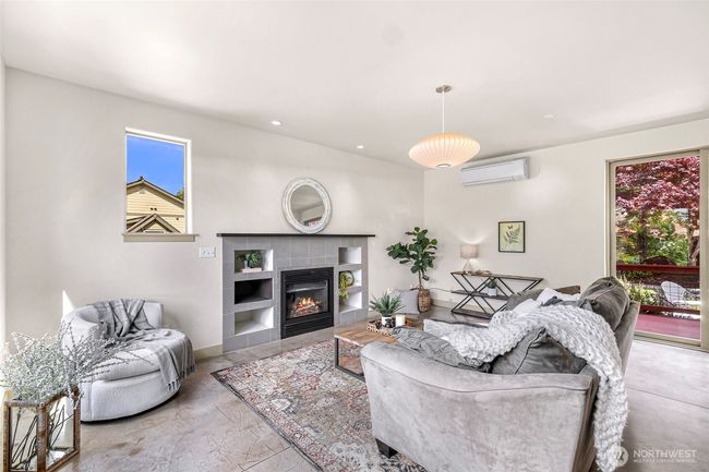 Ductless HP mini-split high efficiency heating and cooling (A/C) throughout. | Image 12