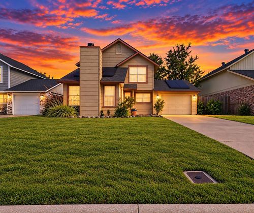 4613 Waterway Dr N, Fort Worth, TX, 76137-1531 | Card Image