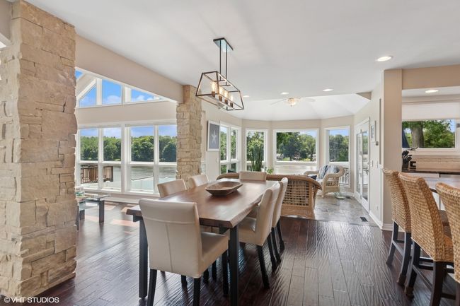 6N142 Riverside Dr, House other with 4 bedrooms, 4 bathrooms and 2 parking in St. Charles IL | Image 9