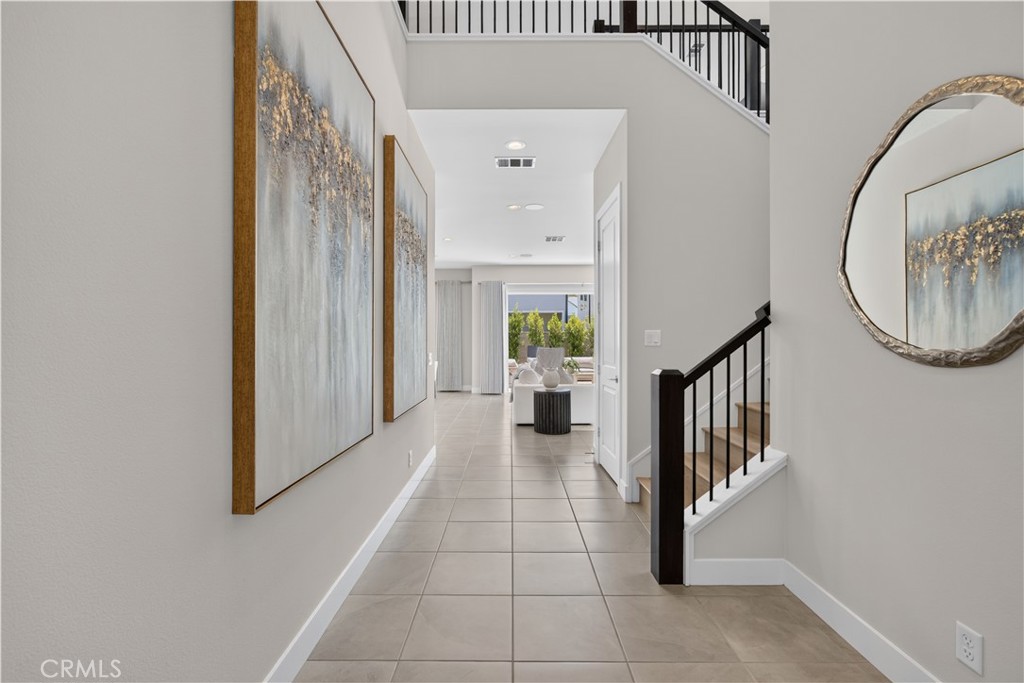 Residential in Lake Forest 3