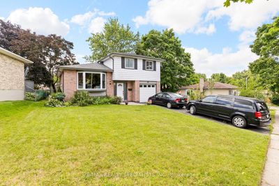 33 Hillcrest Ave, House other with 3 bedrooms, 3 bathrooms and 3 parking in Brantford ON | Image 1