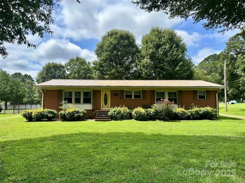 518 S Oak Ridge Rd, Oakboro, NC, 28129-7404 | Card Image